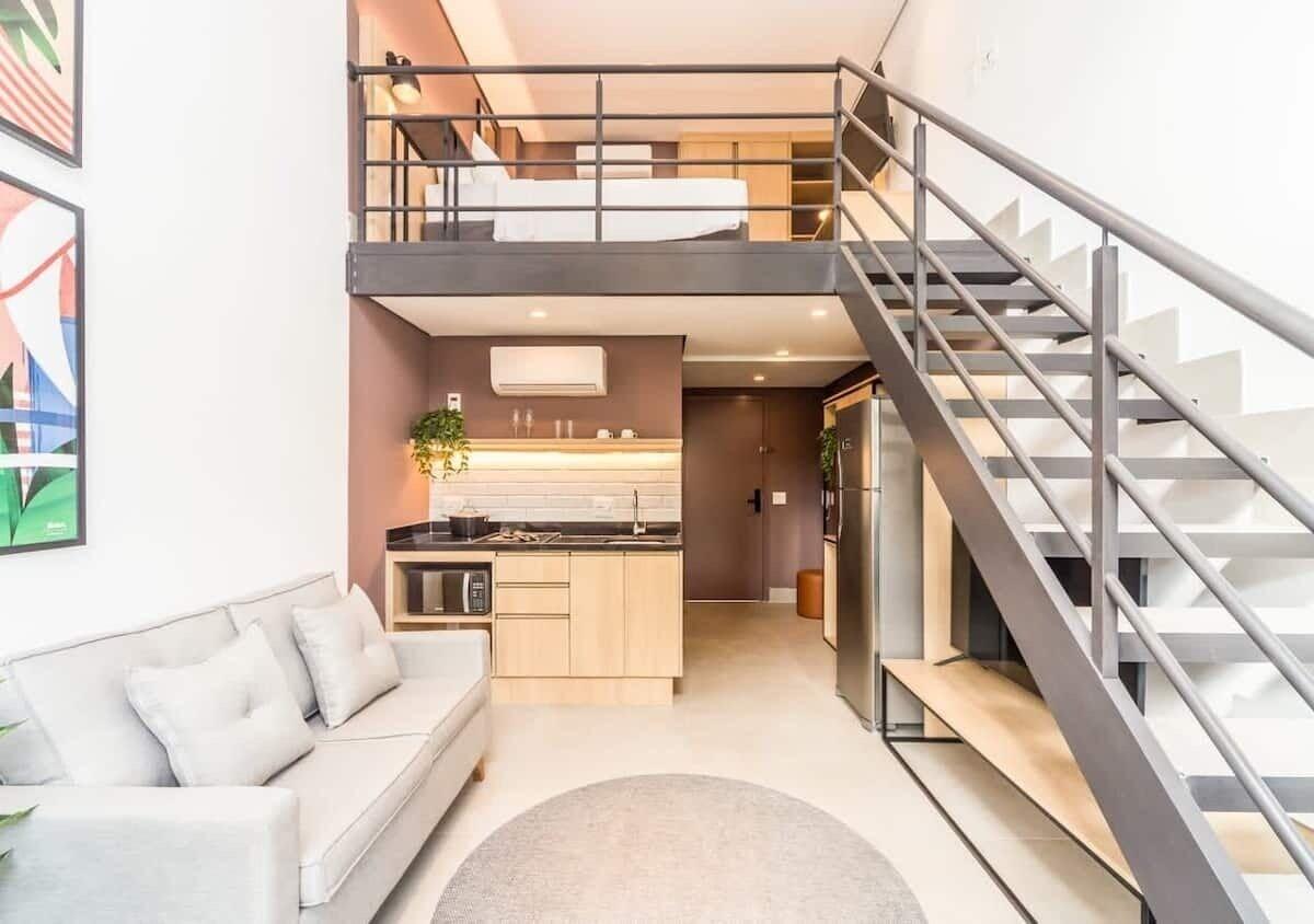 image-housing-carousel