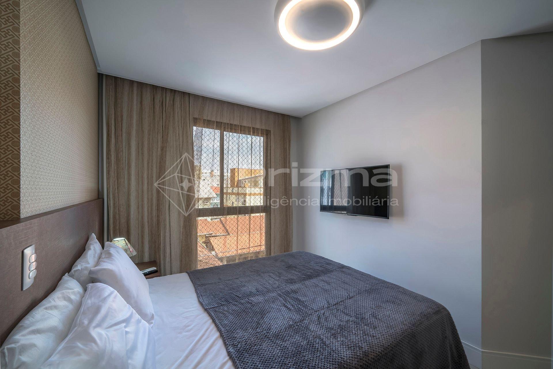 image-housing-carousel