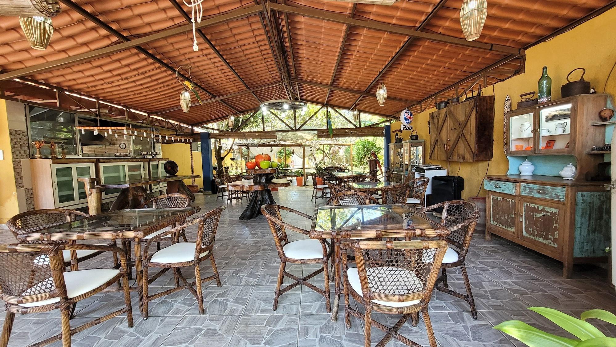 image-housing-carousel