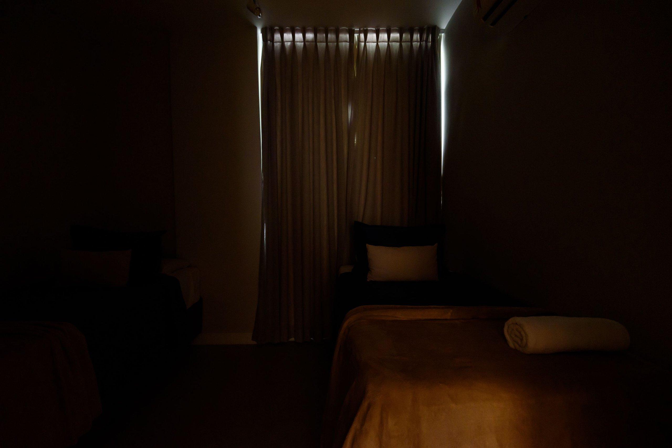 image-housing-carousel