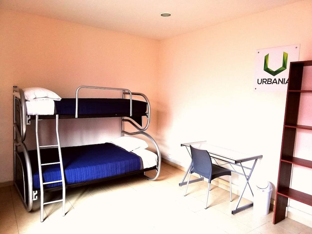image-housing-carousel
