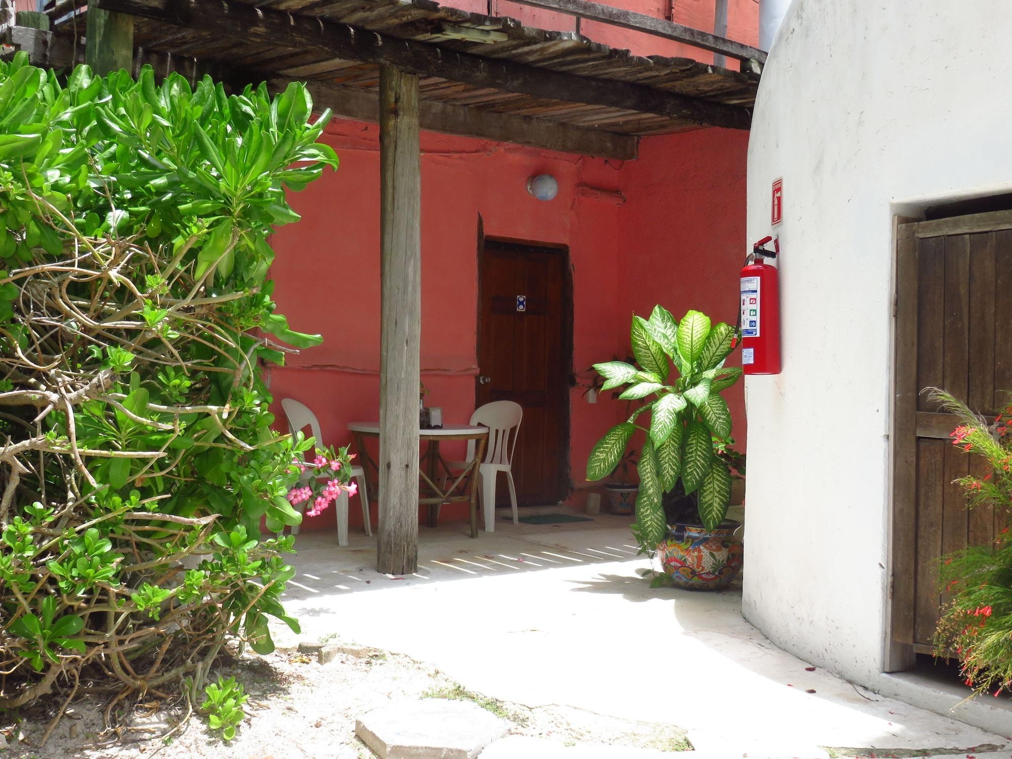 Acamaya Reef Cabanas - Caravan Park 4