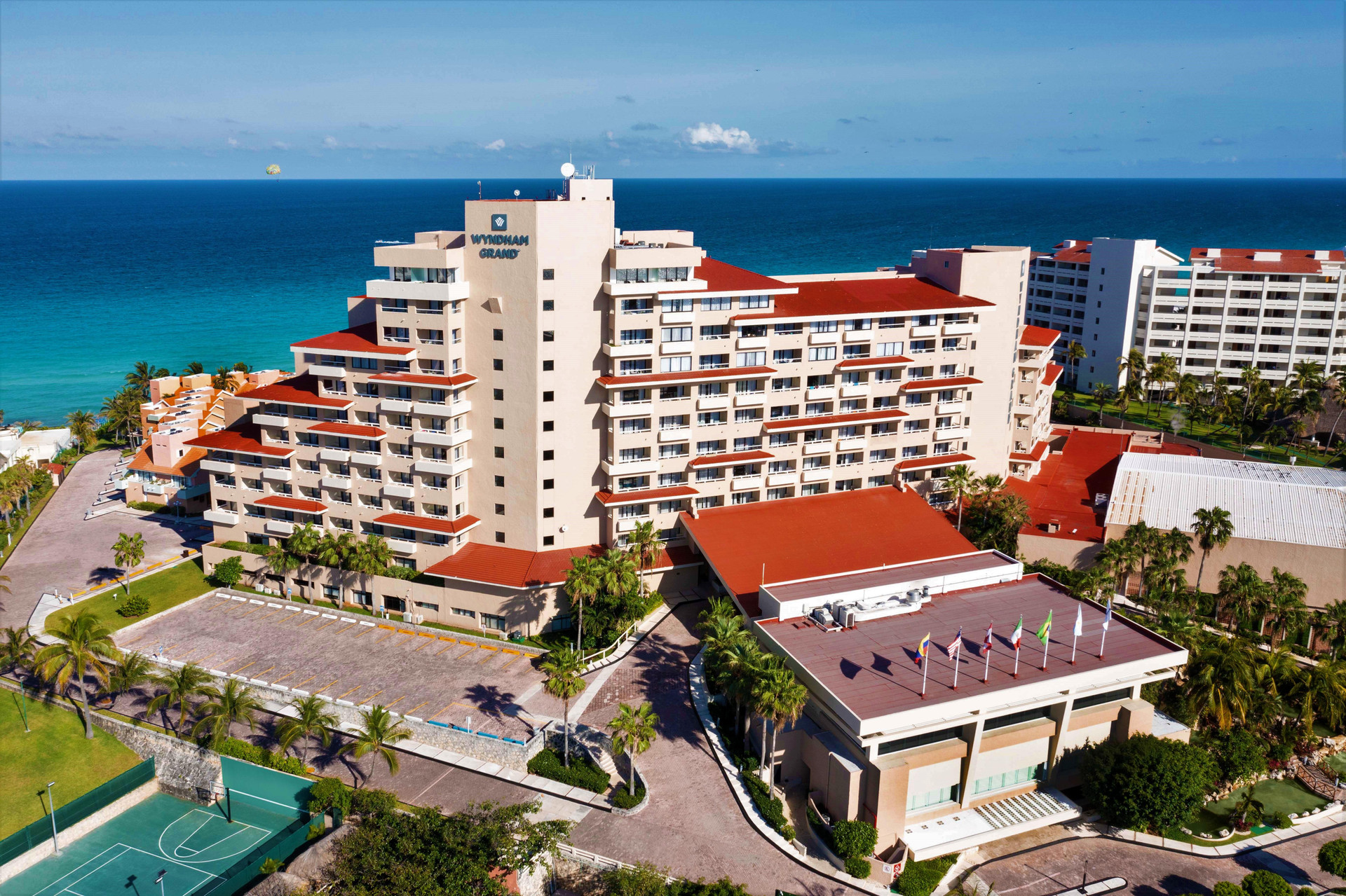 Wyndham Grand Cancun All-Inclusive Resort & Villas