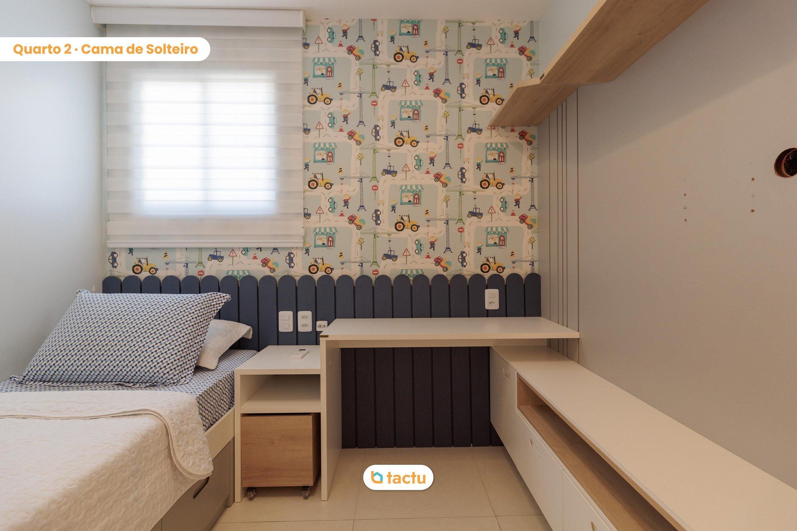 image-housing-carousel
