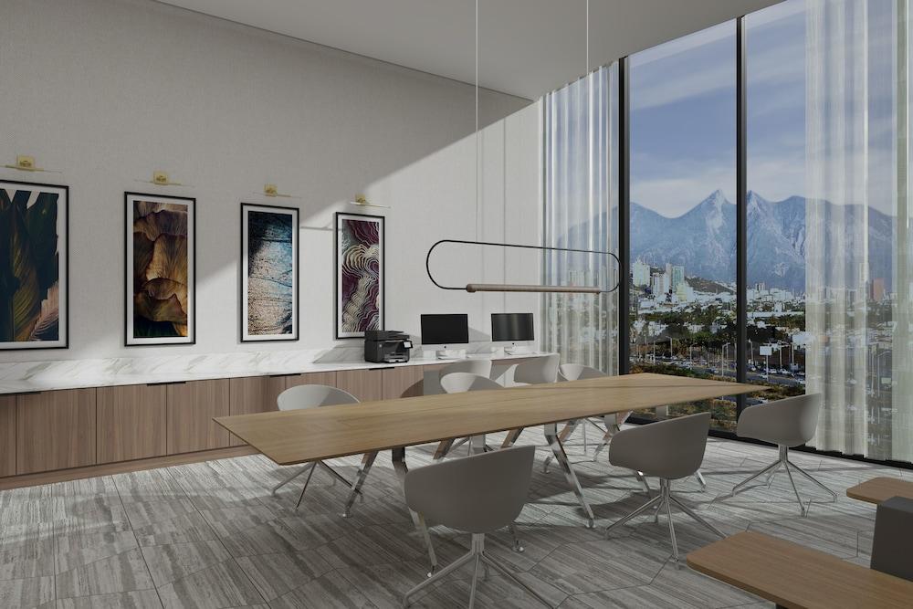image-housing-carousel