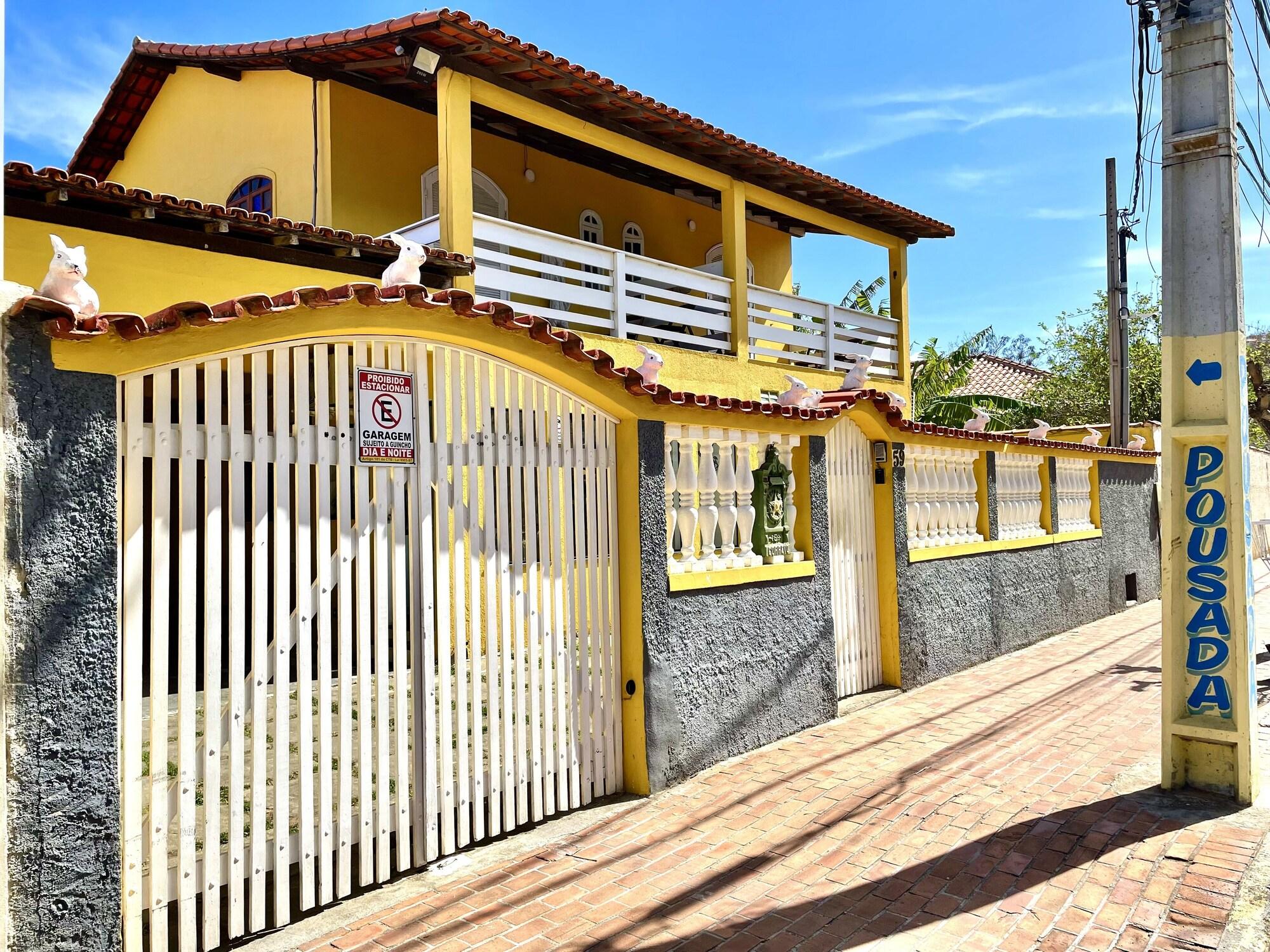 image-housing-carousel