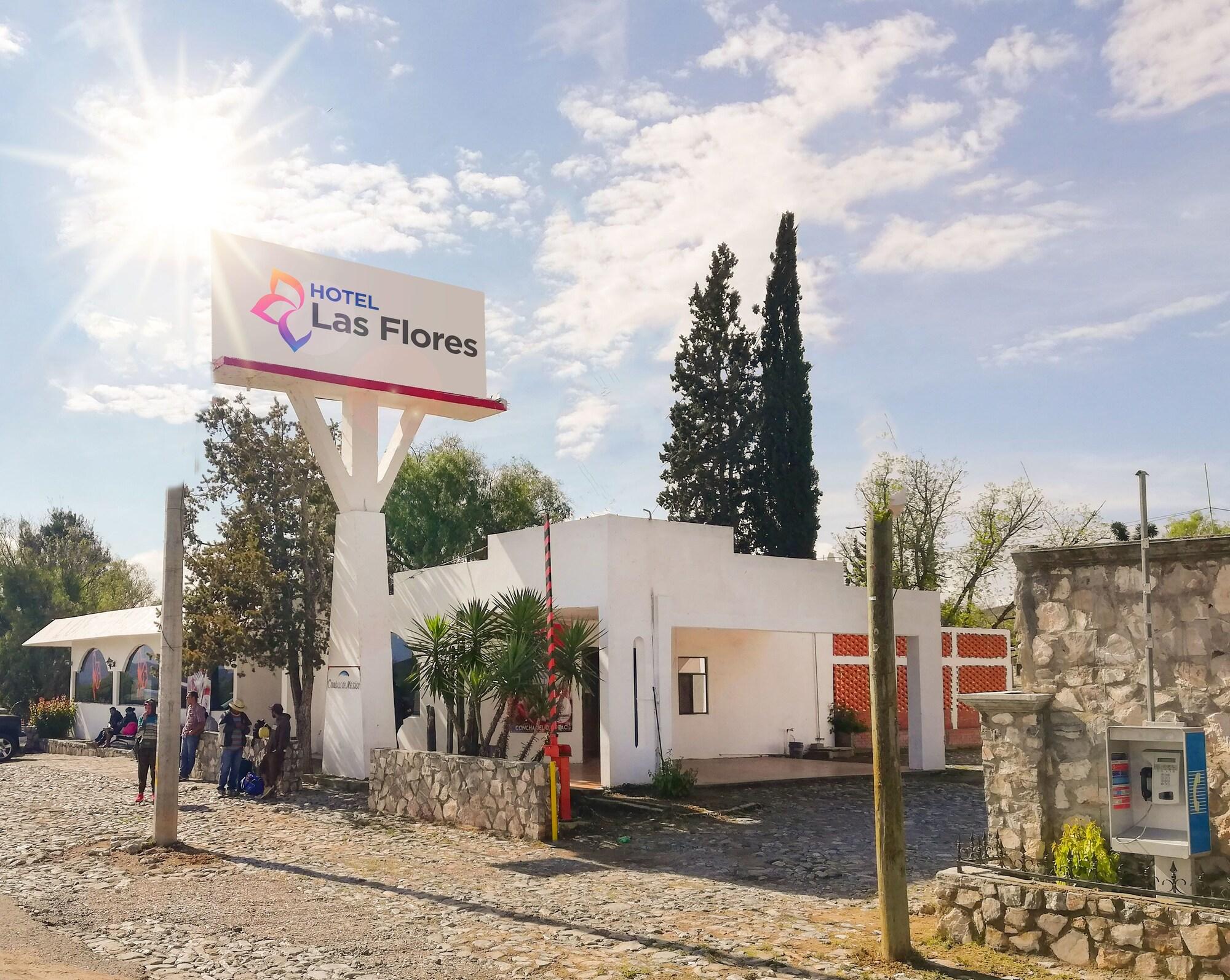 Hotel Las Flores 5