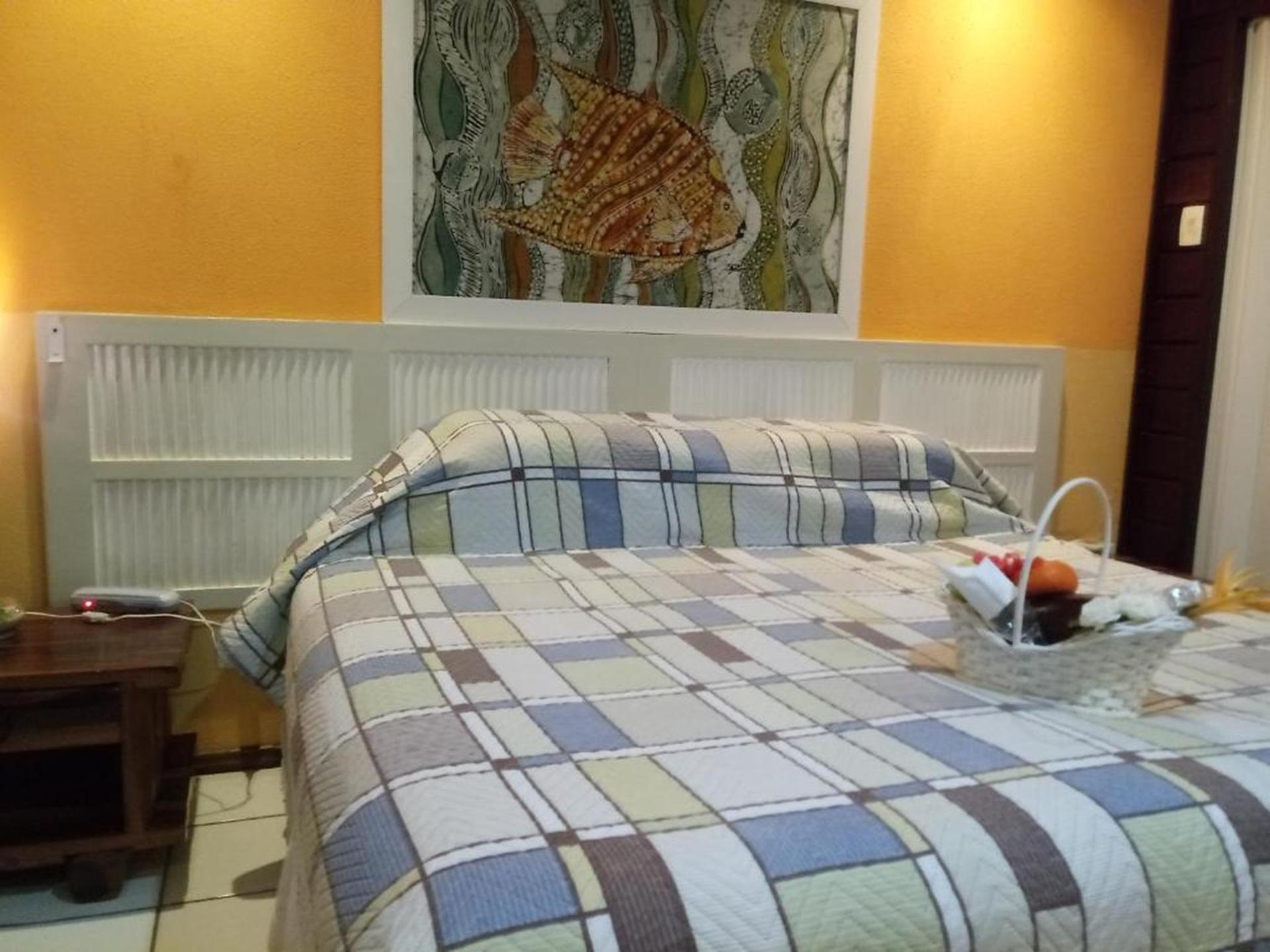 image-housing-carousel