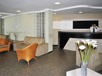 image-housing-carousel