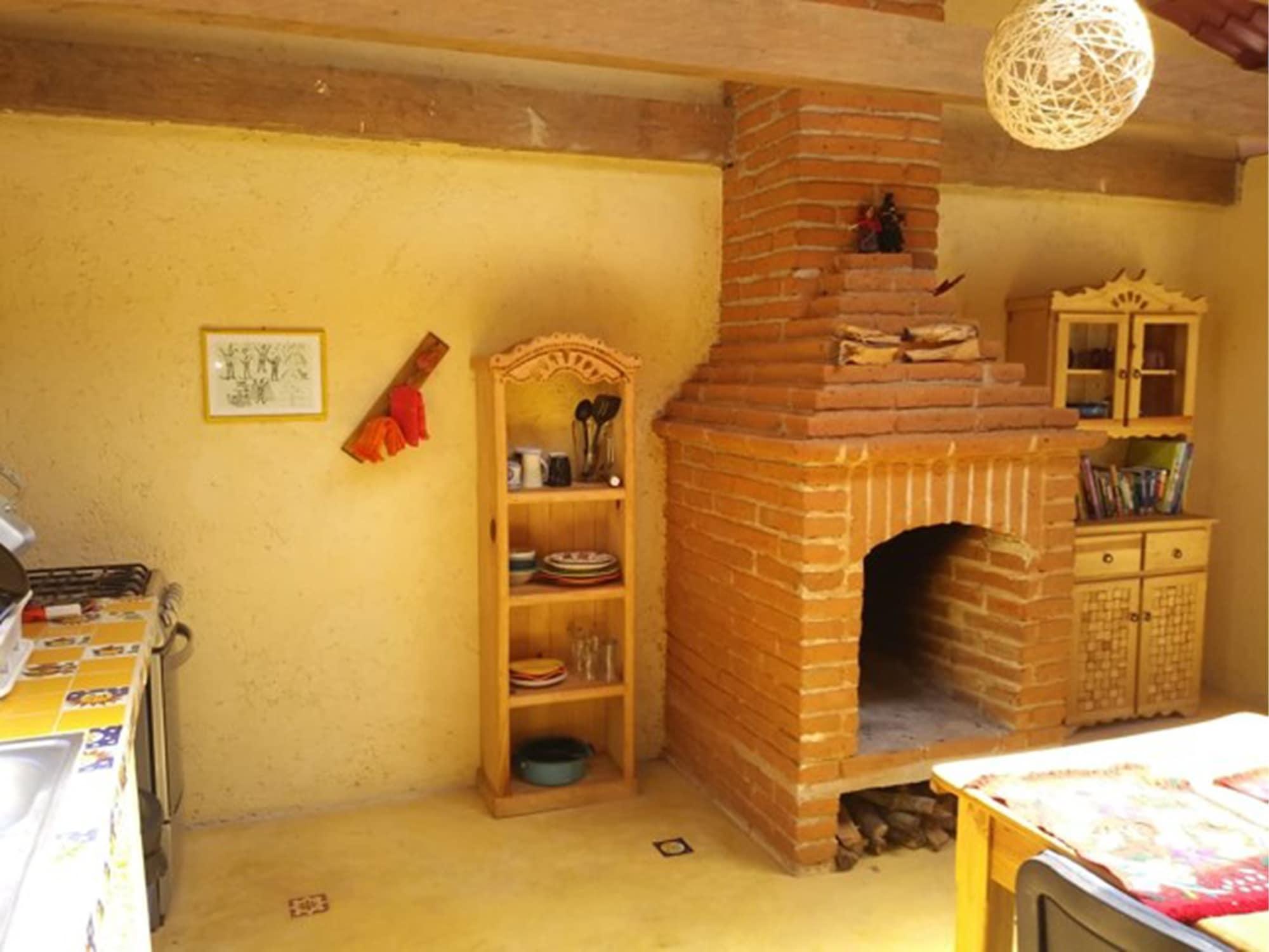 image-housing-carousel