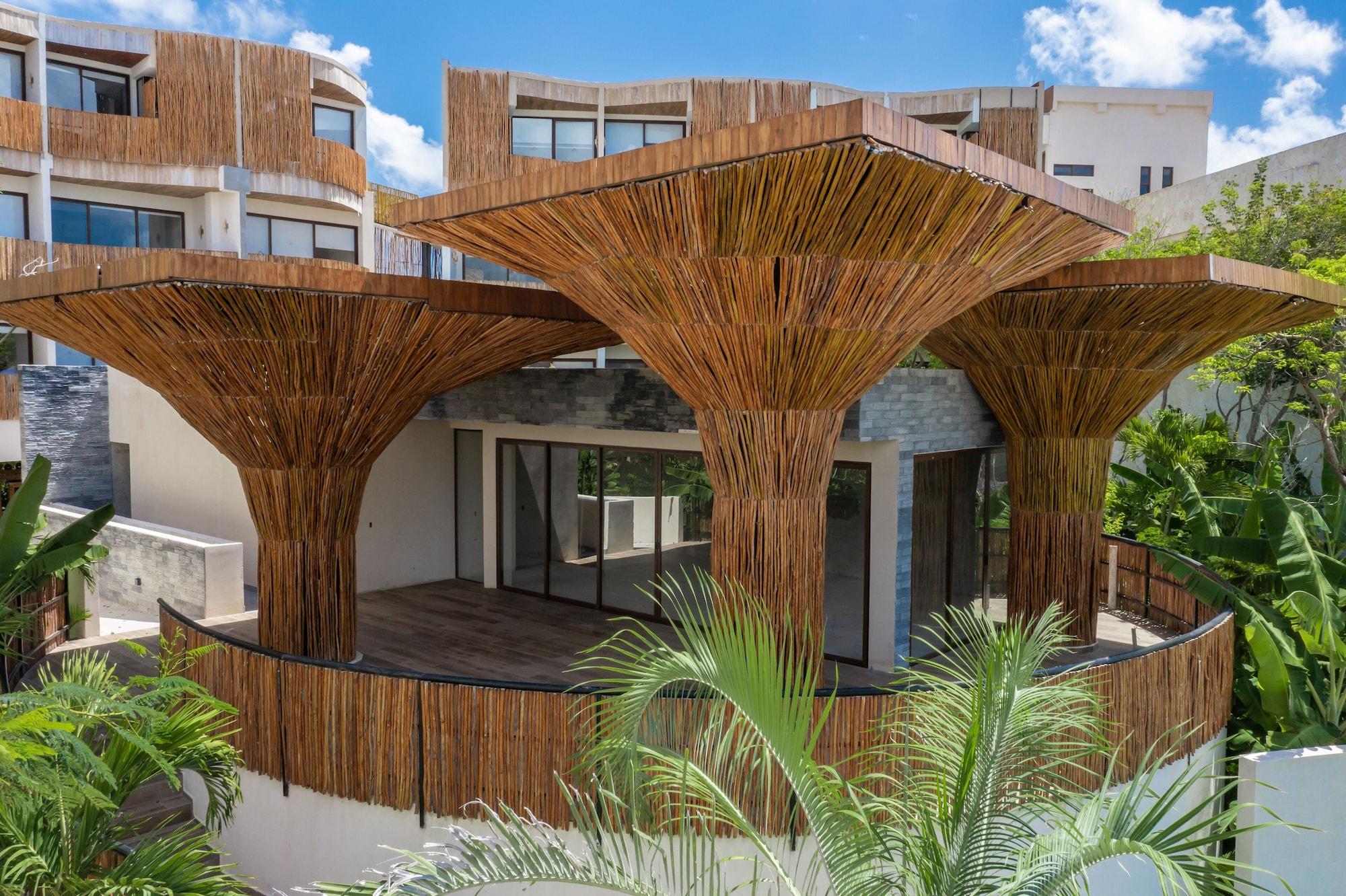 image-housing-carousel