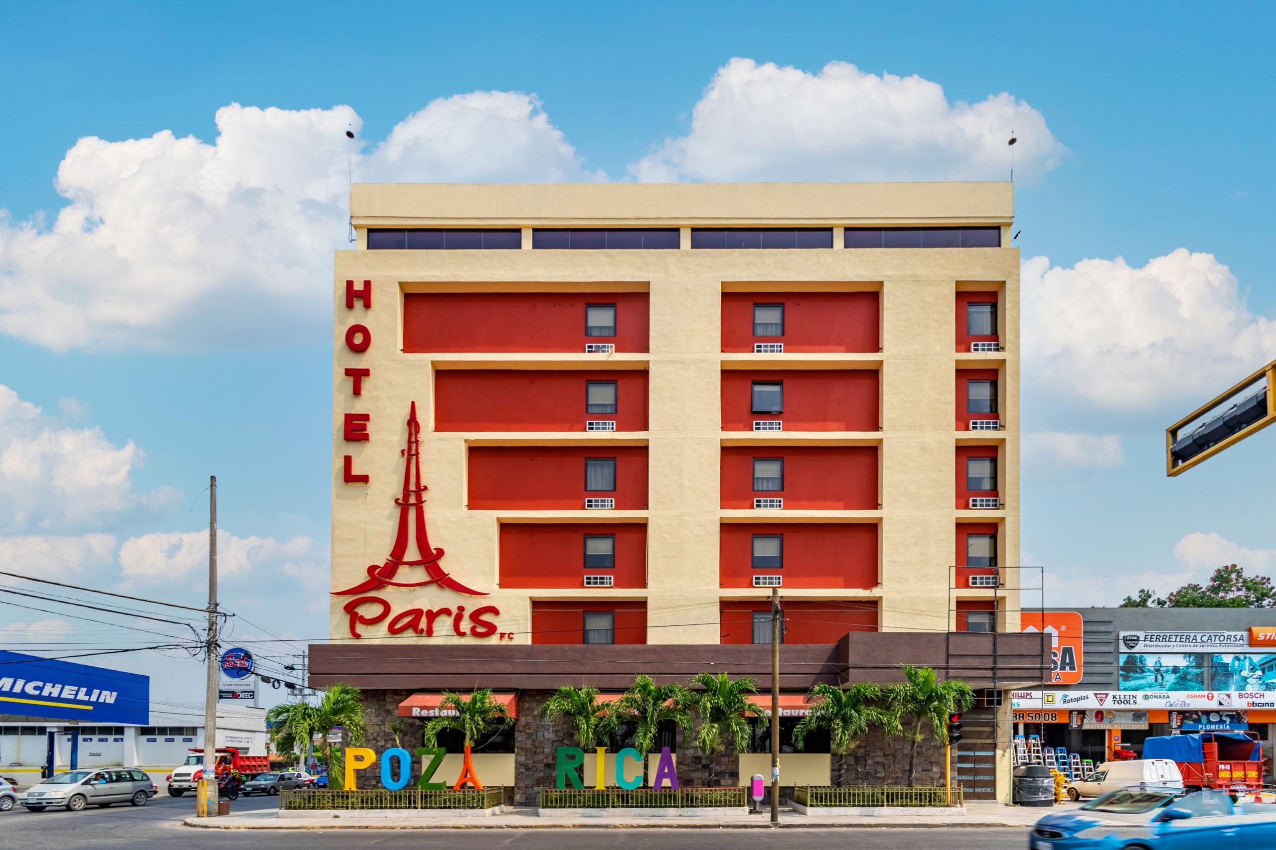 image-housing-carousel