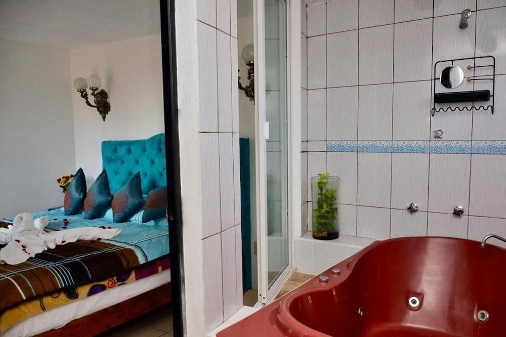 image-housing-carousel