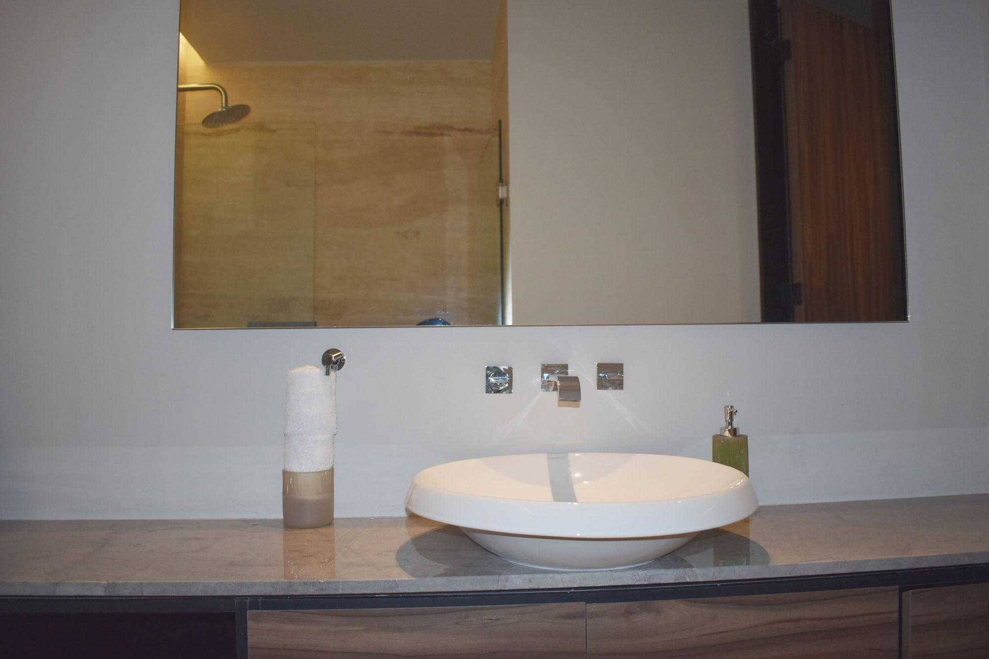 Suite estudio de lujo, balcón