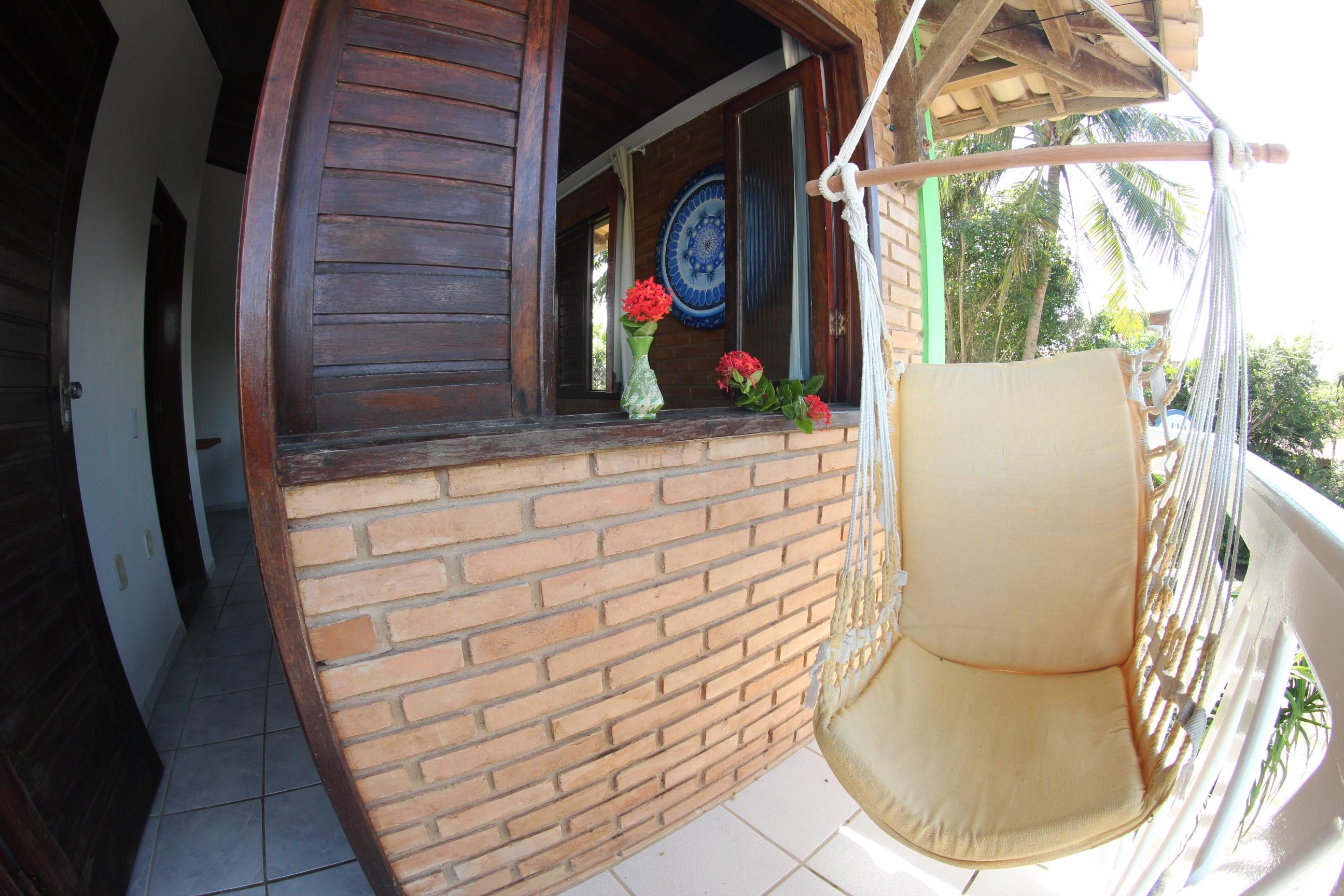image-housing-carousel