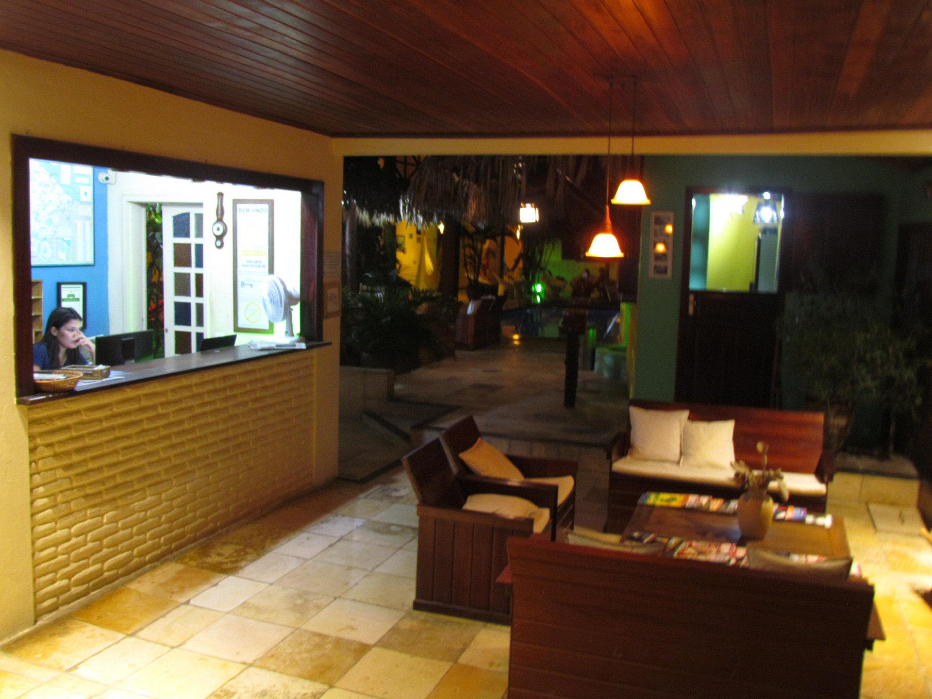 image-housing-carousel
