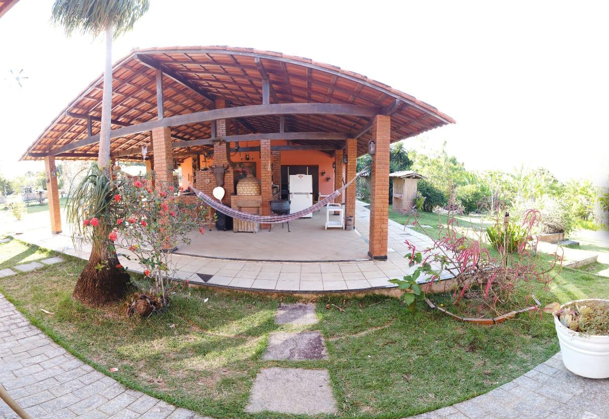 image-housing-carousel