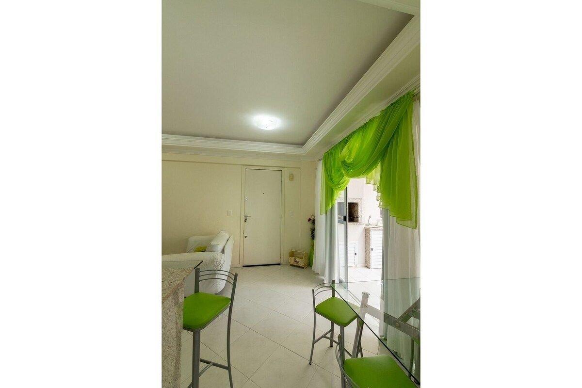 image-housing-carousel