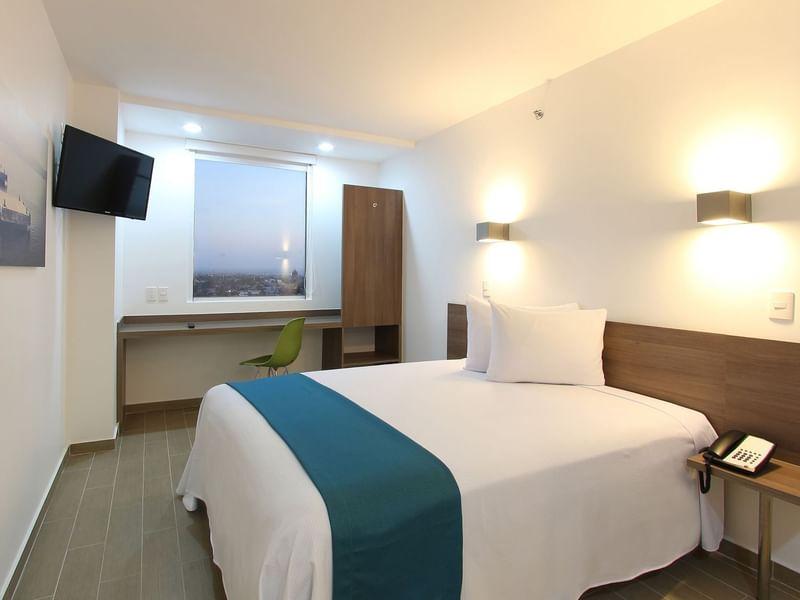 Superior Room, 1 Queen