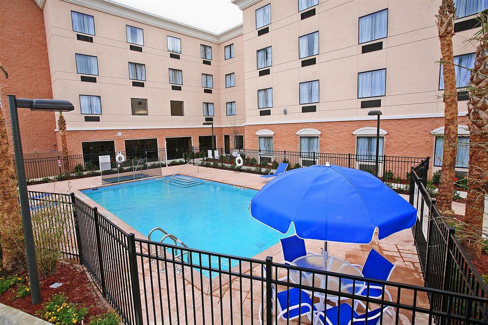 Holiday Inn Express & Suites Orlando-Ocoee East image