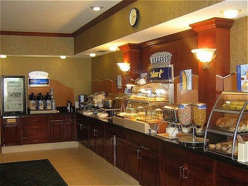 image-housing-carousel
