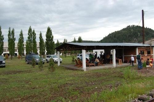 image-housing-carousel