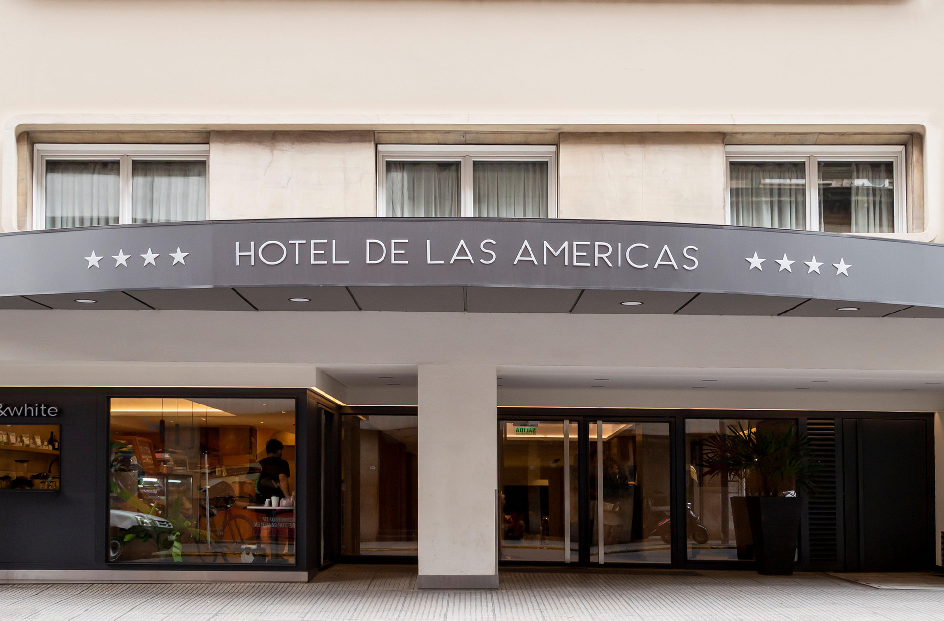 Cyan Hotel de las Américas