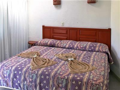 image-housing-carousel