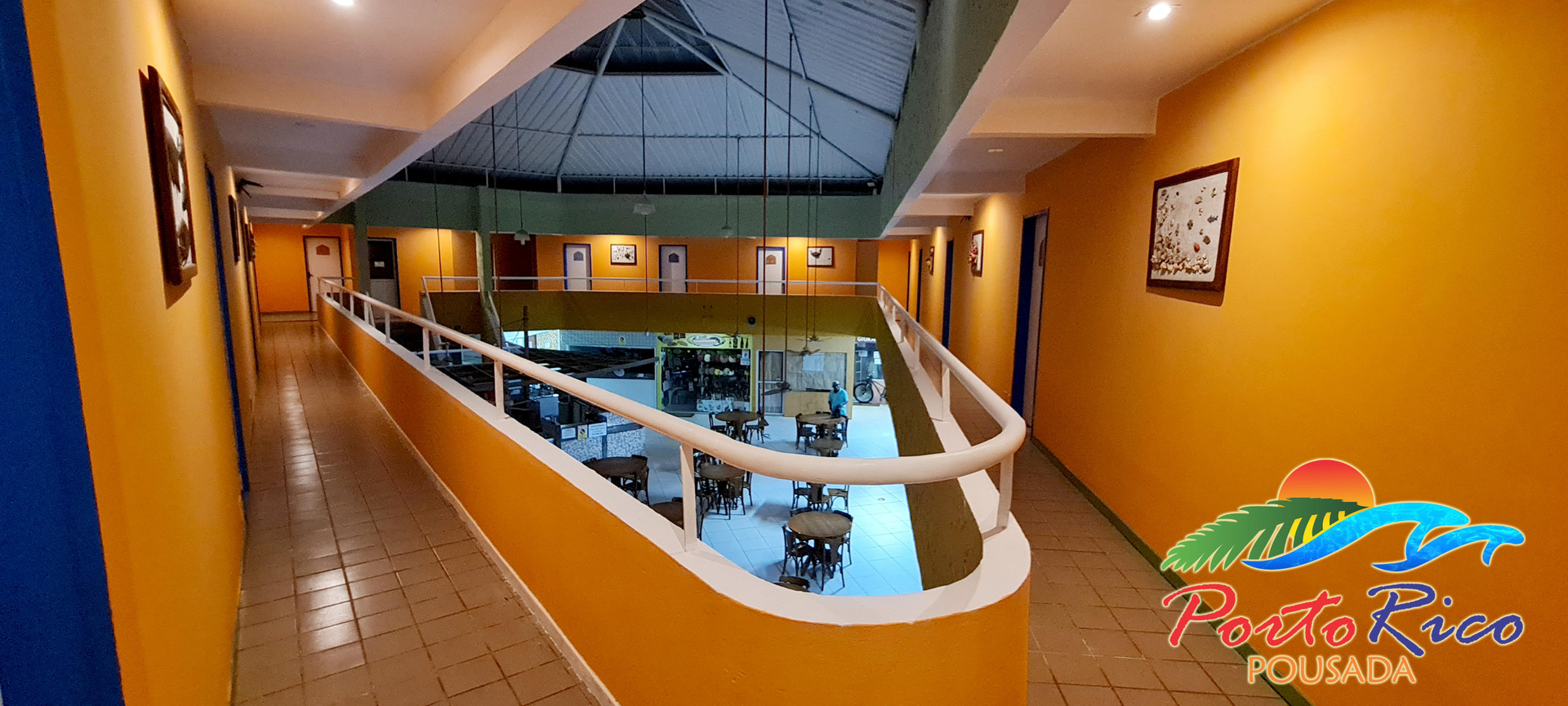 image-housing-carousel