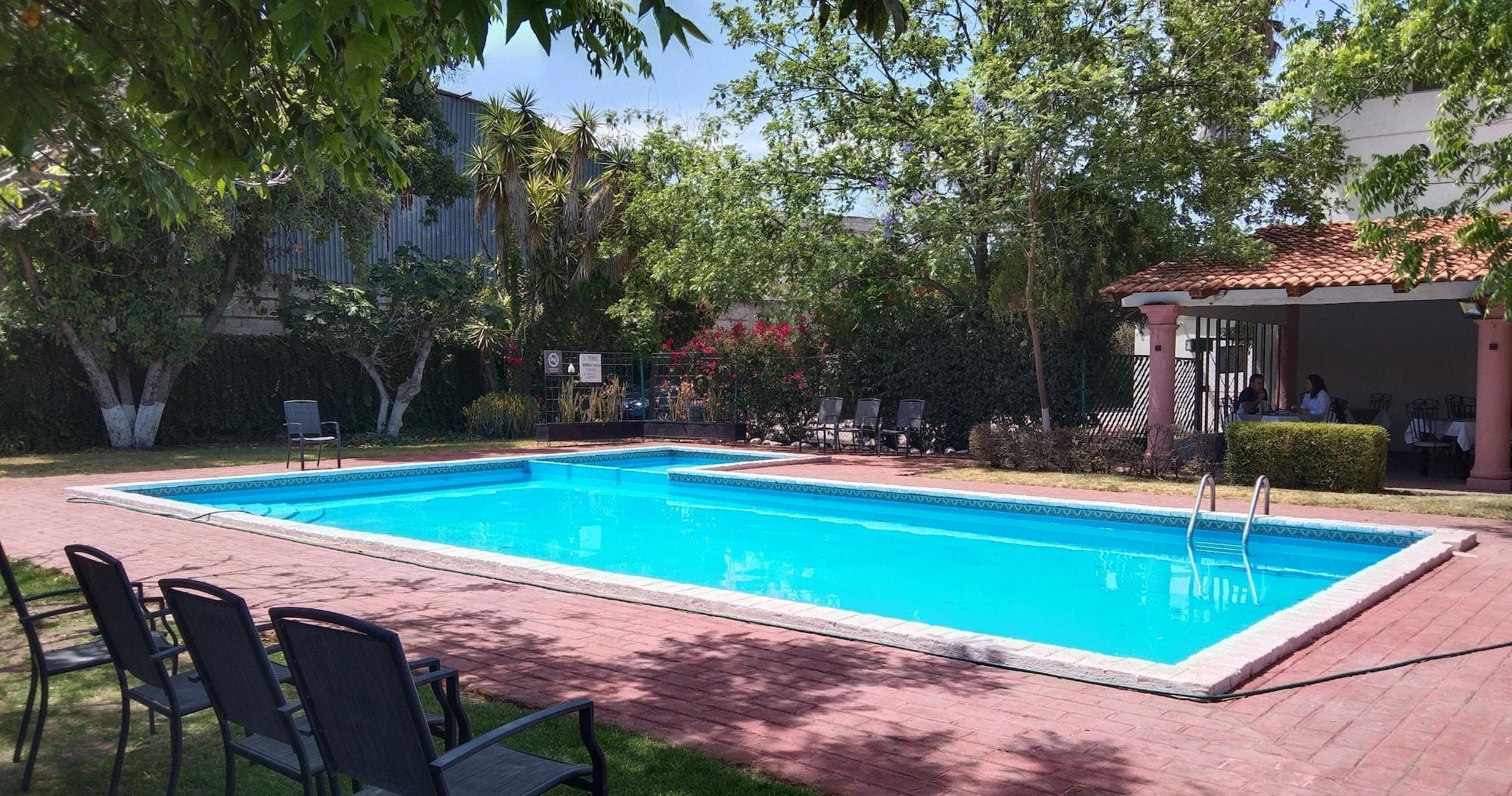 Hotel O Puente 2