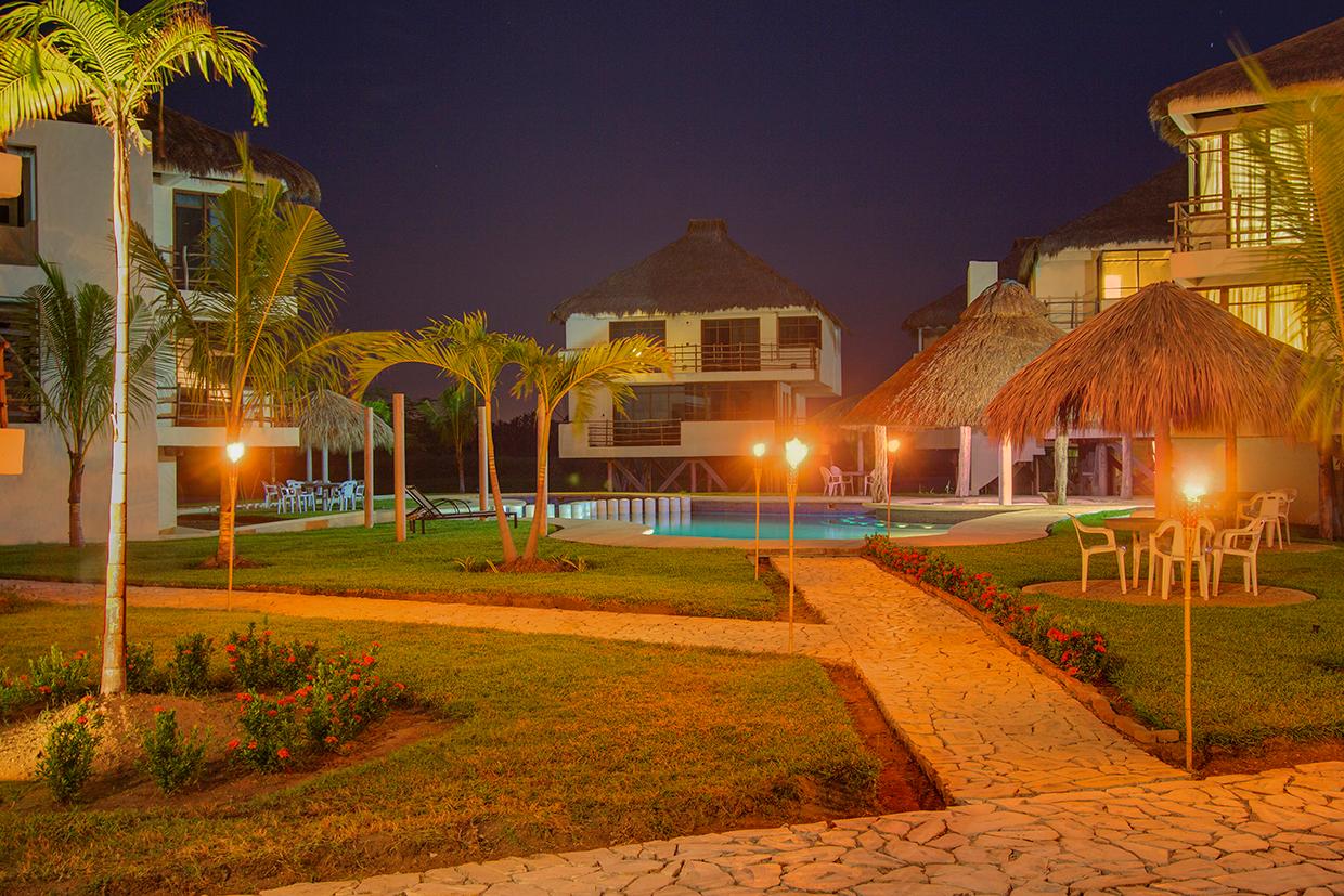 image-housing-carousel