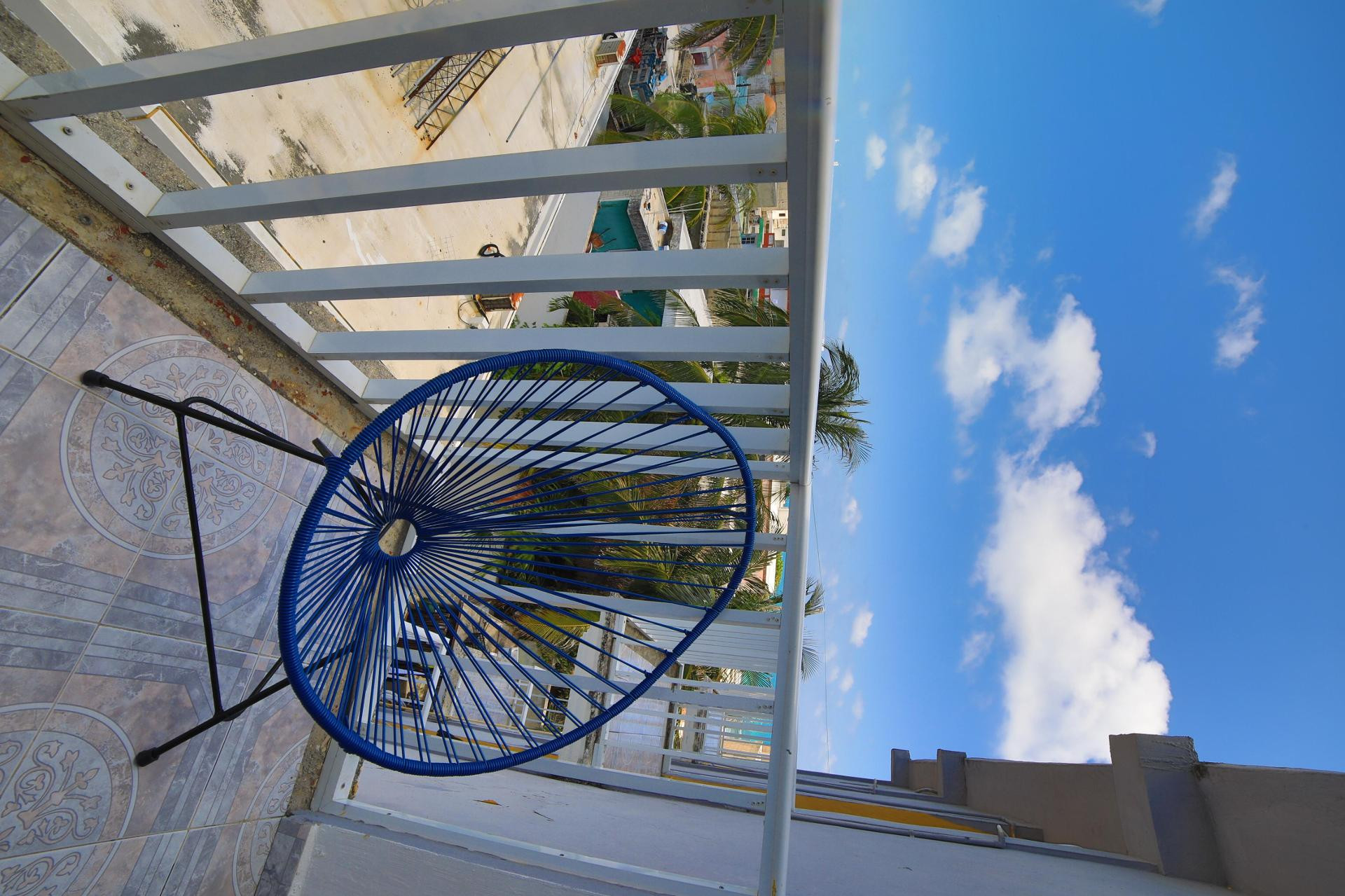 image-housing-carousel