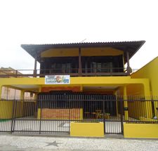 Brazuca Hostel Meia Praia