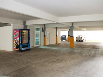 image-housing-carousel