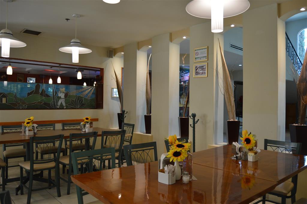 image-housing-carousel