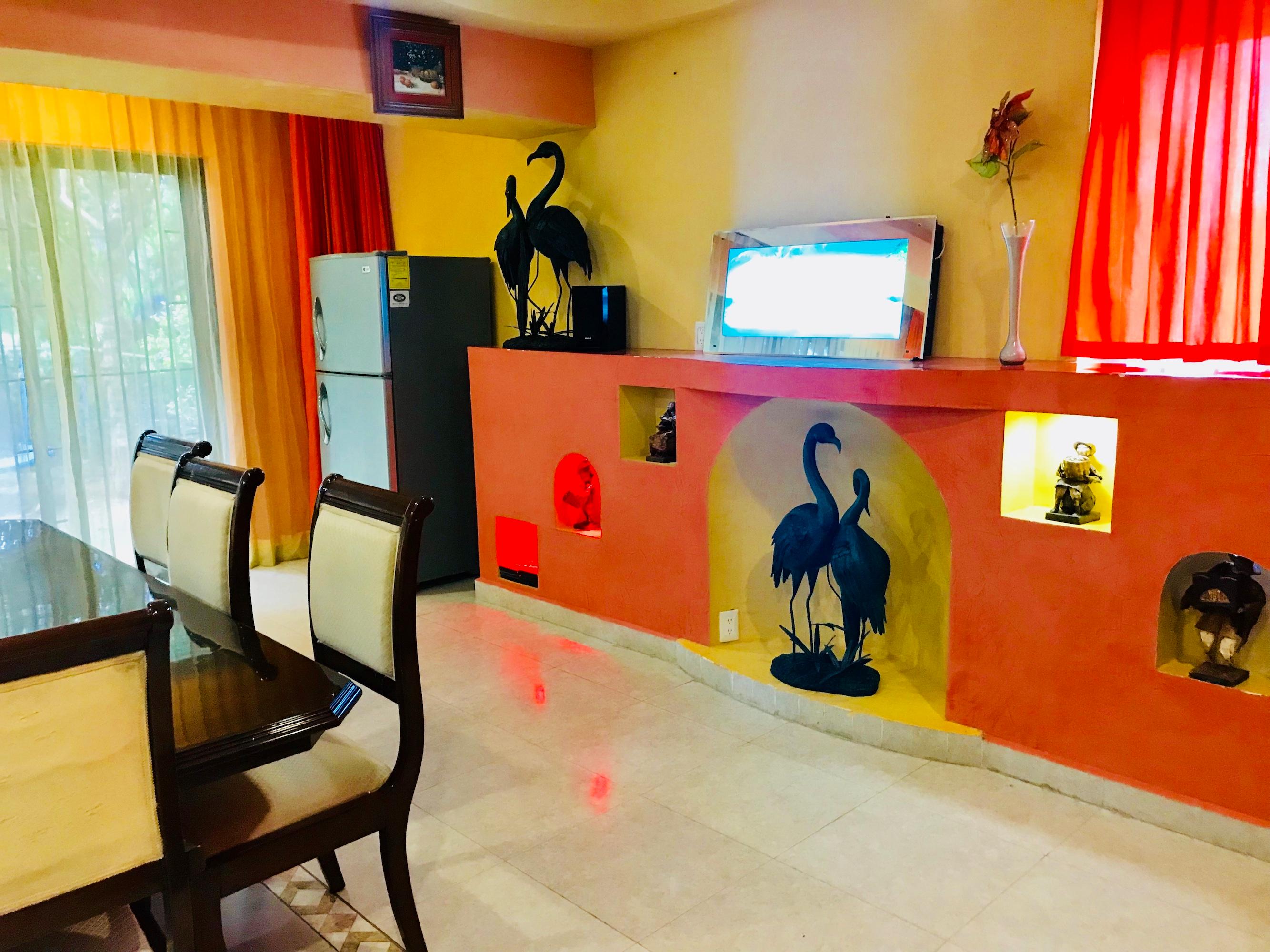 image-housing-carousel