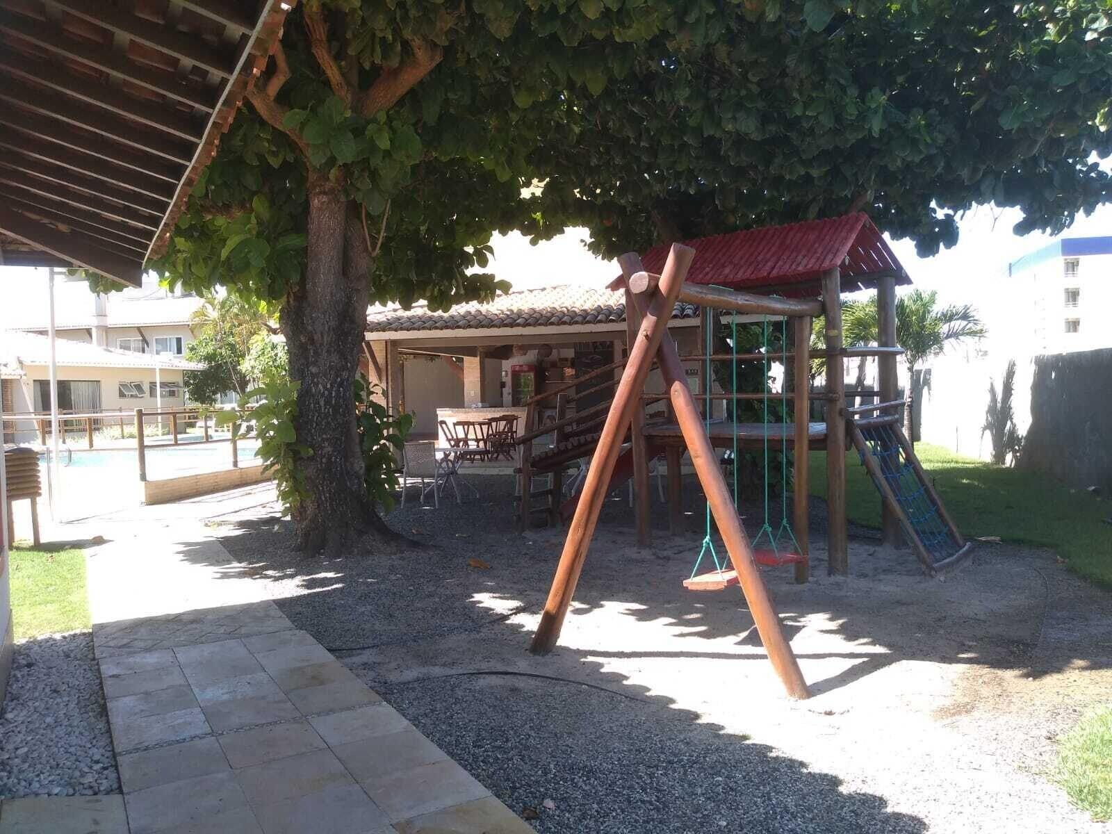 image-housing-carousel