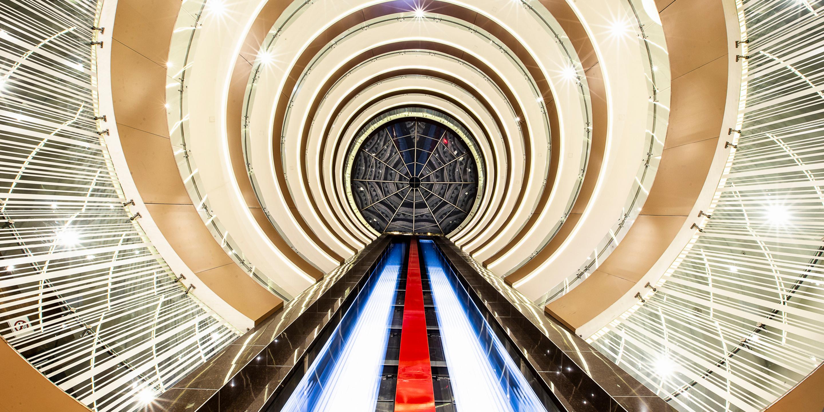 image-housing-carousel