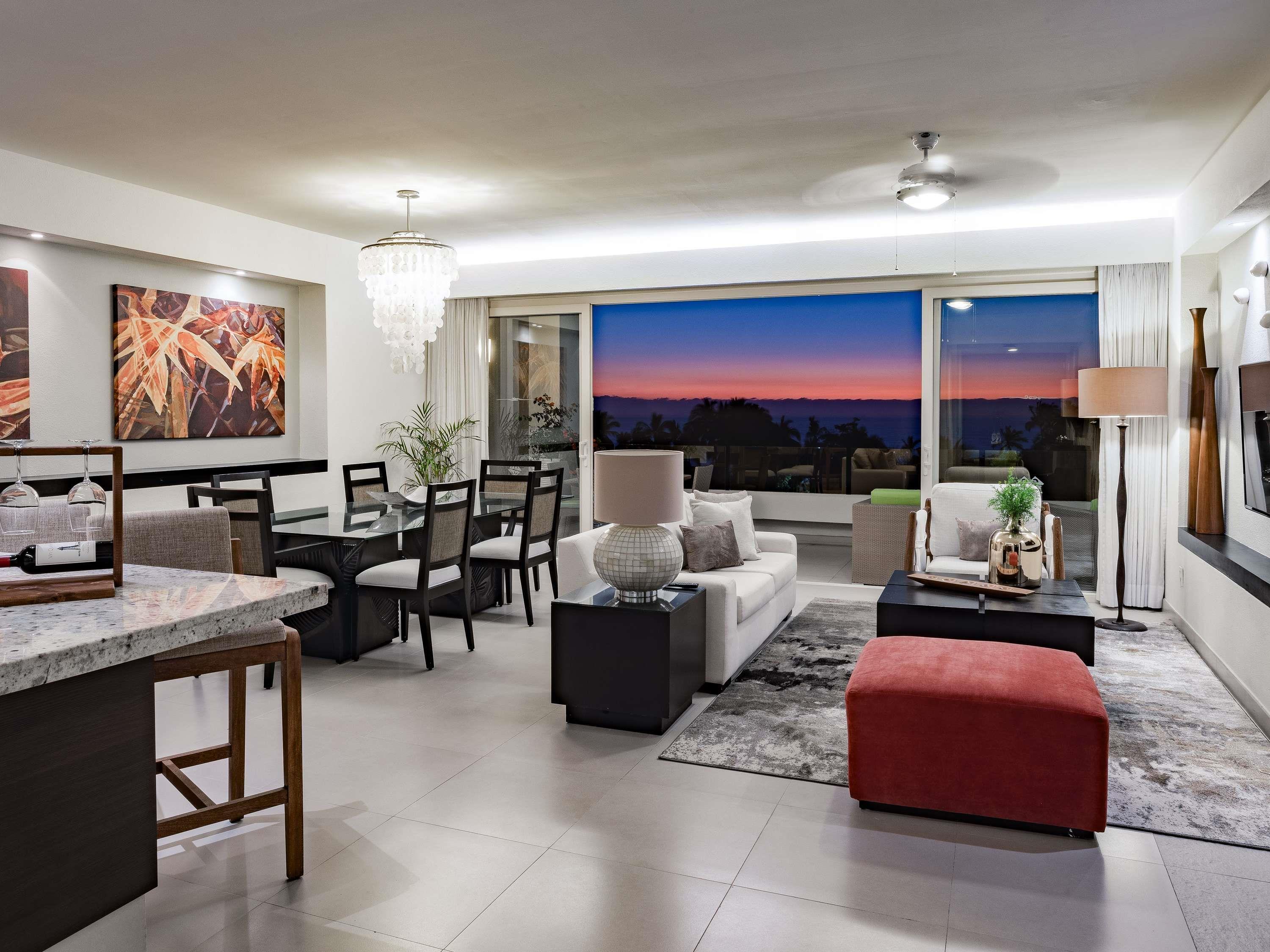 One Bedroom Residence with 1 king size bed