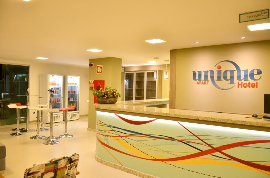 image-housing-carousel