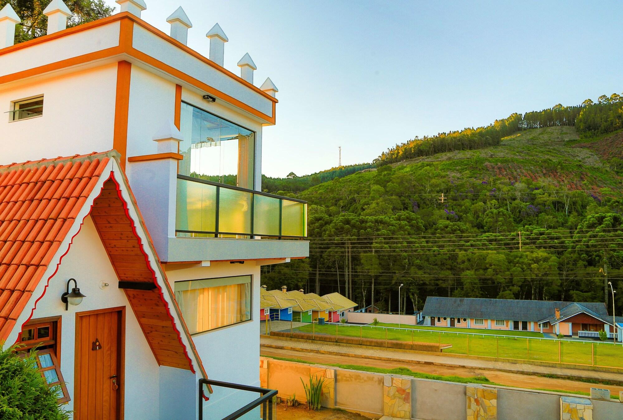 image-housing-carousel