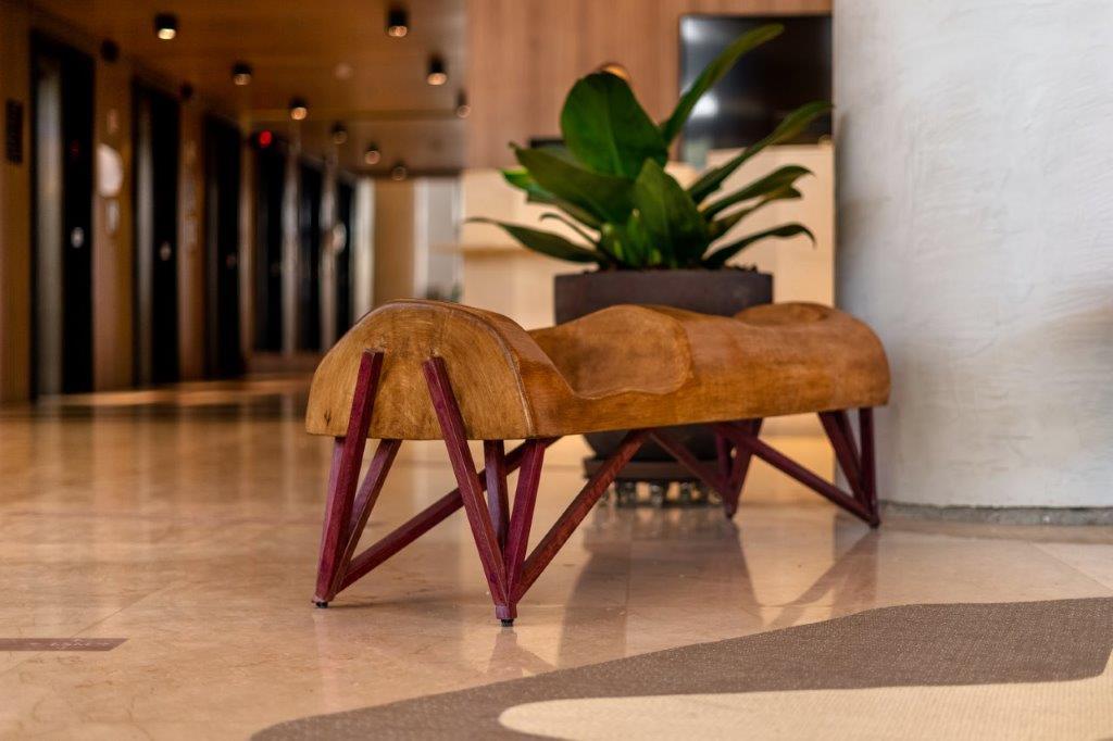 image-housing-carousel