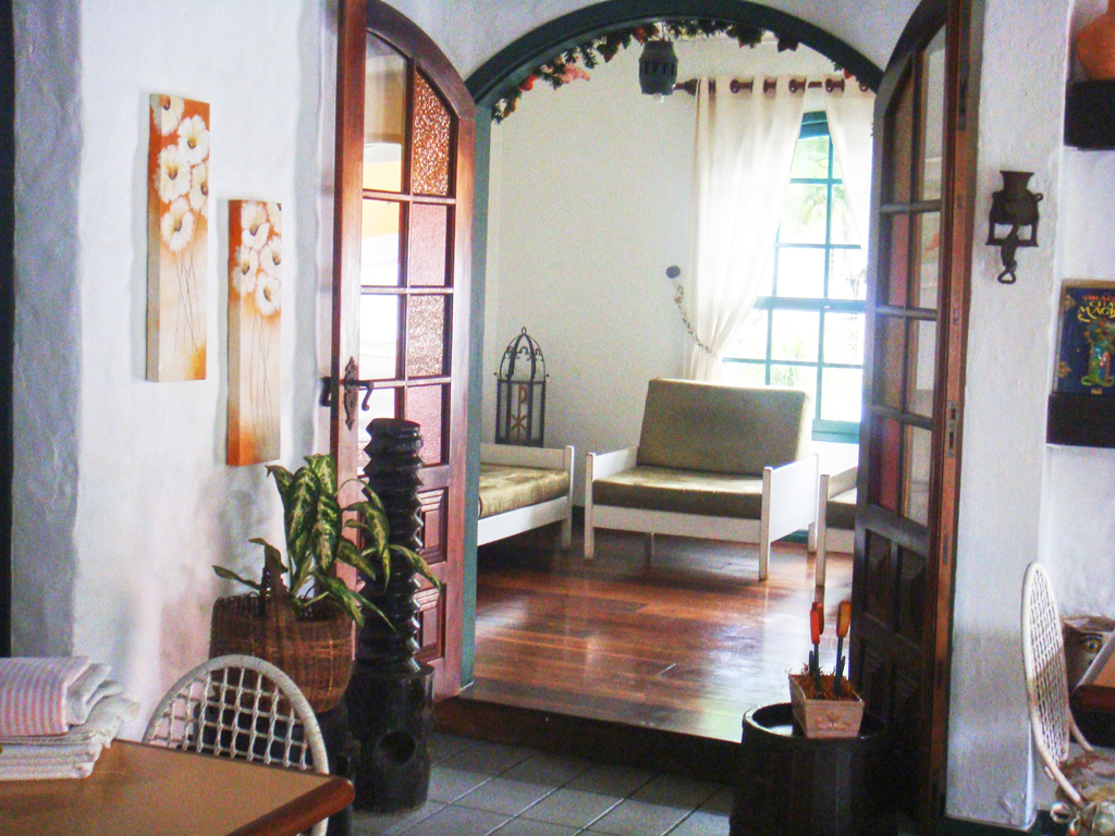 image-housing-carousel