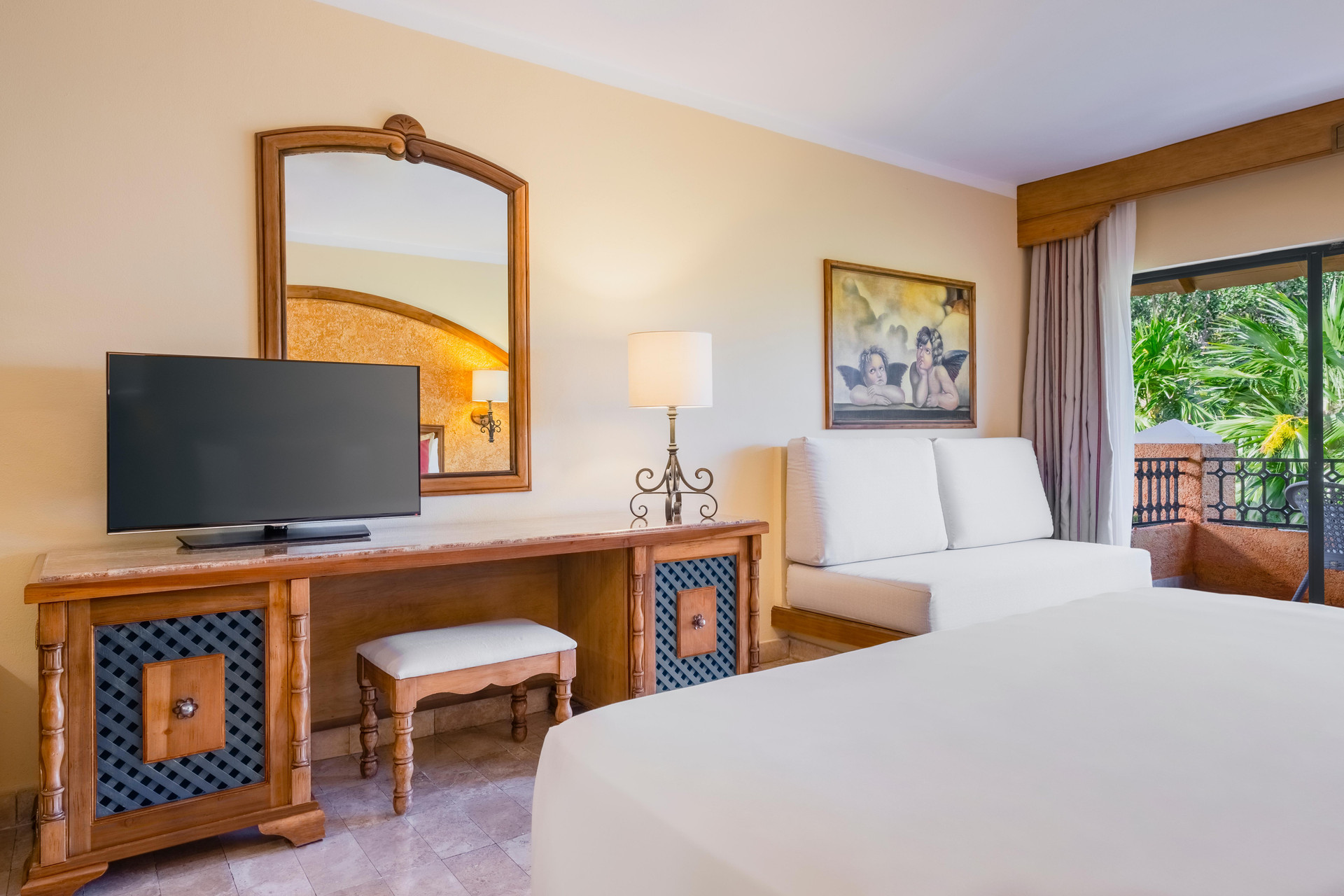Habitación Doble Premium con Vista a la Piscina