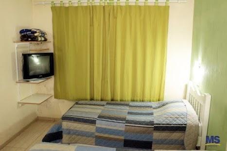 image-housing-carousel
