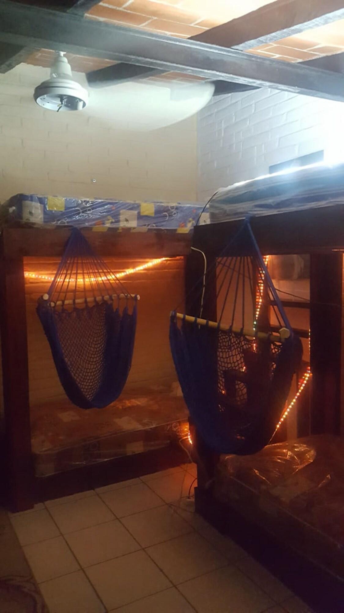 image-housing-carousel