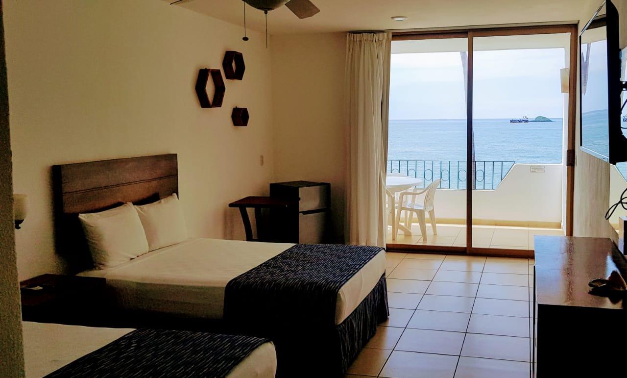 Habitación Doble Estándar con Vista al Mar