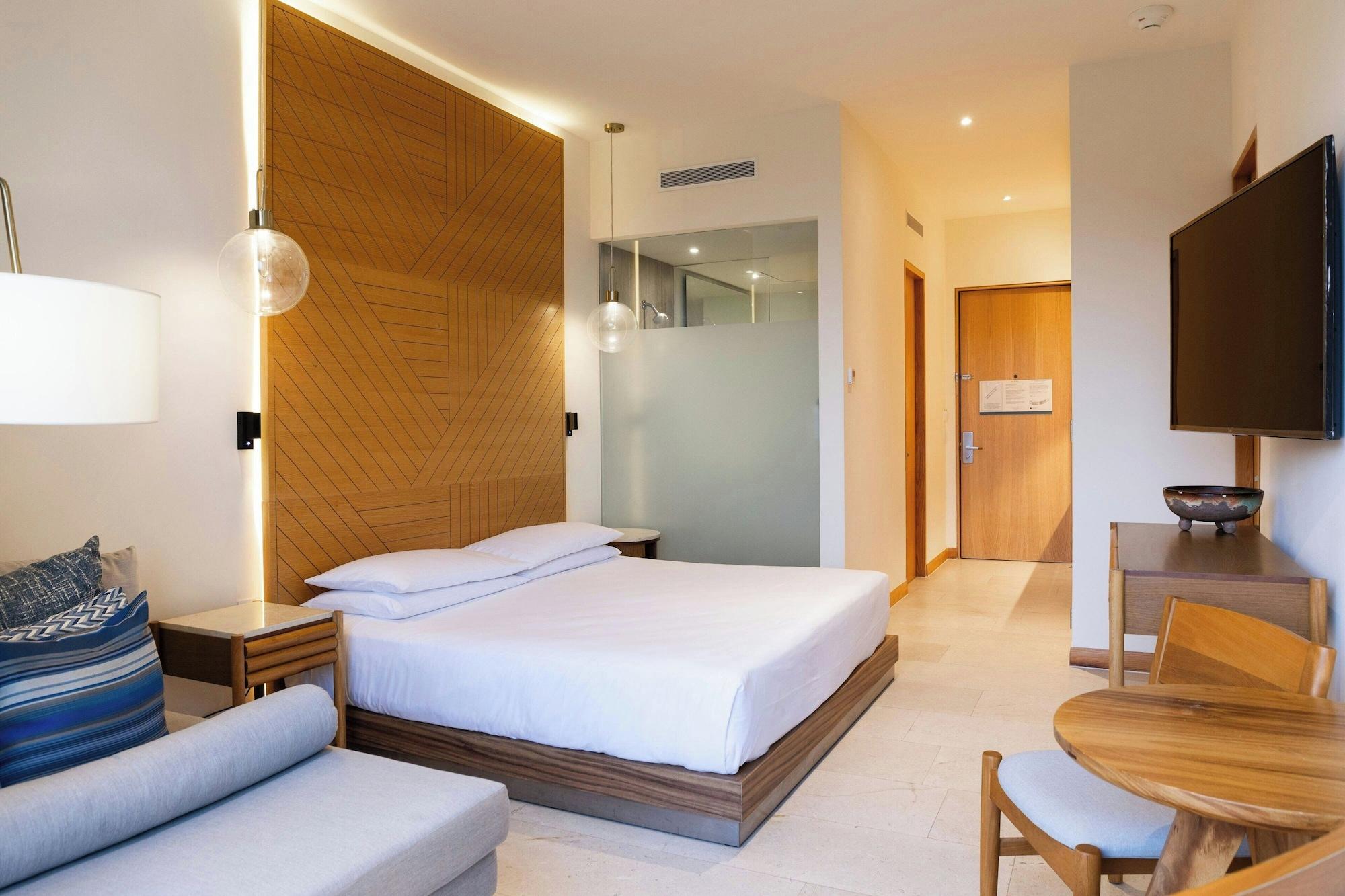 Habitación estándar, 1 cama King size, balcón, vista a la montaña (All-Inclusive)