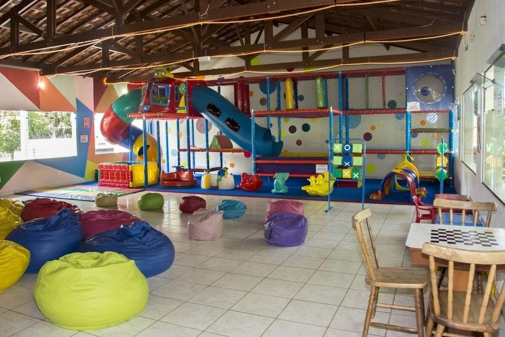 image-housing-carousel