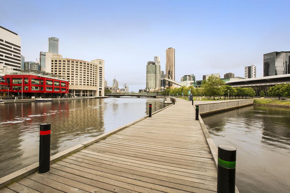 Crowne Plaza Melbourne, an IHG Hotel image